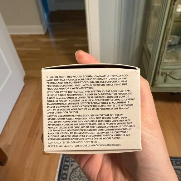 Goop Beauty Microderm Instant Glow Exfoliator - Cream - Picture 7 of 7